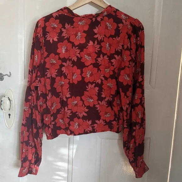 ROLLAS Floral Top - Picture 2 of 3